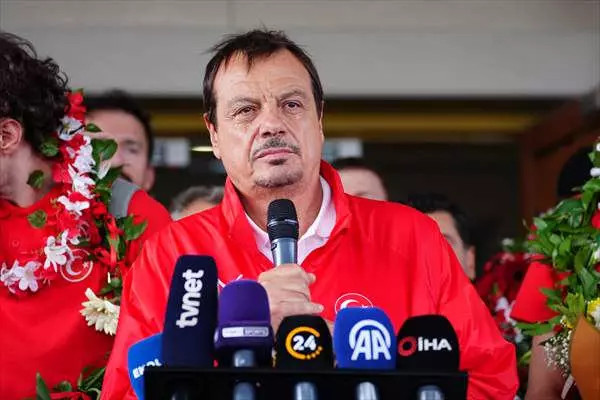 Alperen Şengün 'Sözümüzü tutacağız' dedi ve açıkladı: O kupayı getireceğiz! - Resim : 3