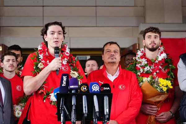 Alperen Şengün 'Sözümüzü tutacağız' dedi ve açıkladı: O kupayı getireceğiz! - Resim : 4