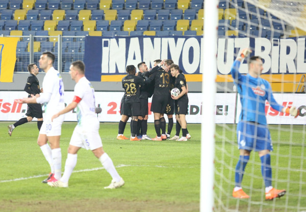 Ankaragücü ile Çaykur Rizespor puanları paylaştı - Resim : 2