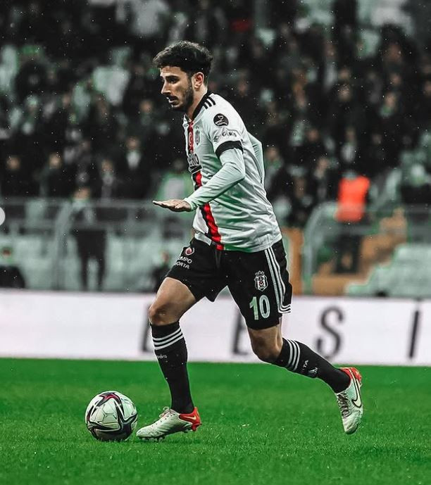 Oğuzhan Özyakup kimdir, hangi takımda oynuyor?