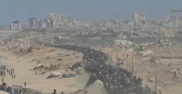 İsrail saat 12.00’de ateşkesi duyurdu: Ateşkes sonrası Gazze'ye dönüş başladı! İşte tarihi görüntüler... - Resim : 3