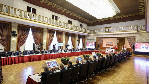 AK Parti'den komisyona "Terörsüz Türkiye" raporu: Eve dönüş düzenlemesi de yer alacak" - Resim : 2