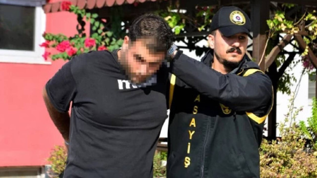Adana’da yasak aşk cinayeti: İç çamaşırıyla kaçan adam sokak ortasında öldürüldü