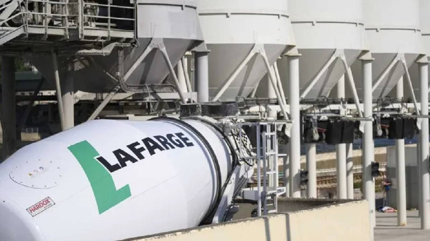 Dünya bu olayı konuşuyor! Çimento devinin DEAŞ’a para aktardığı belgelendi: Dikkat çeken istihbarat detayı - Resim : 2