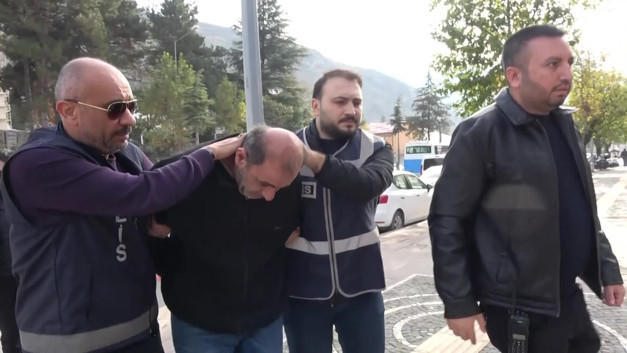 Amasya’da 8 ay önce ölü bulunan kadın cinayet kurbanı çıktı: Akrabası öldürmüş! - Resim : 2