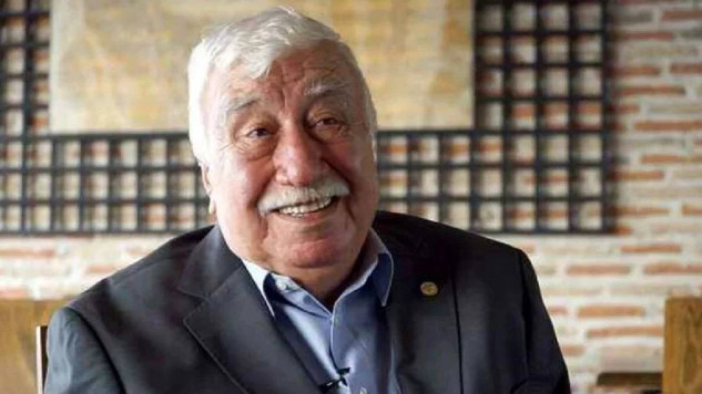 “Mesela Muzaffer” artık yok... Tiyatro ve Sinema dünyasının usta ismi Ahmet Gülhan hayatını kaybetti