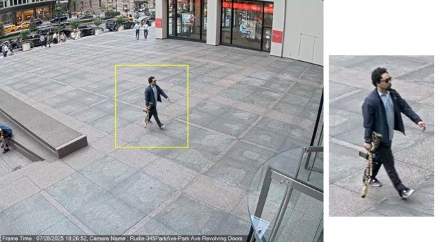 New York’un kalbinde gökdelene uzun namlulu silahla baskın: 1’i polis 6 kişi öldü, saldırgan intihar etti