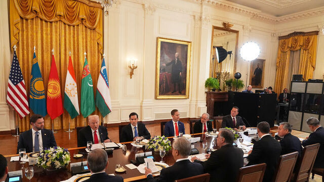 ABD, Çin’in maden tekelini kırmak için harekete geçti: Trump’tan “nadir element” hamlesi!