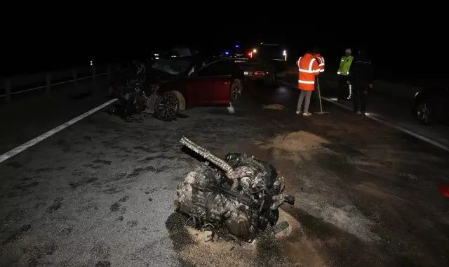 “Dur” ihtarını hiçe saydı, faciaya neden oldu! Çanakkale'de korkunç kaza: 5 kişi hayatını kaybetti! - Fotoğraf: 2
