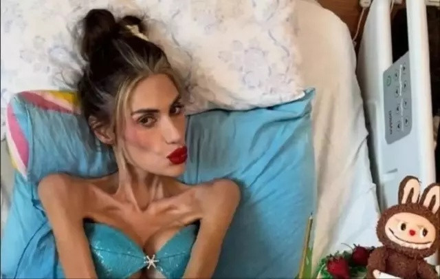 Ablası Nihal Candan’ın ölüm haberini alan Bahar Candan hastane bahçesinde sinir krizi geçirdi! “Korkuyorum bu insanlardan” diye haykırdı! - Resim : 4