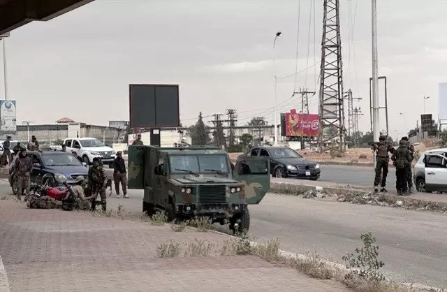 Suriye ordusu yola çıktı! İsrail tüm dünyadan yardım dilendi - Resim : 3