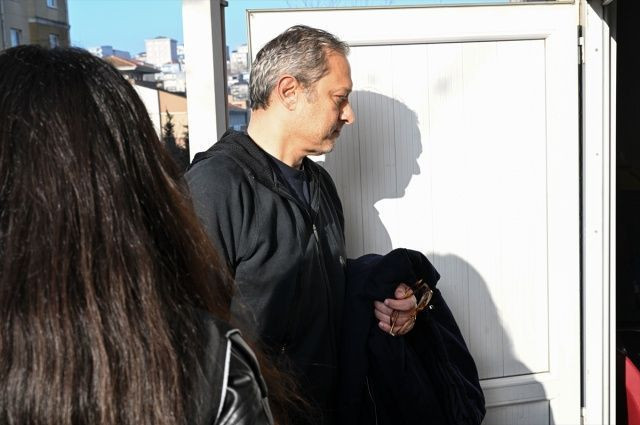 Fikret Orman, Burak Elmas, Hakan Sabancı ve Didem Soydan... Uyuşturucu soruşturmasında gözaltına alınan ünlüler adliyede ilk kez görüntülendi! - Fotoğraf: 7