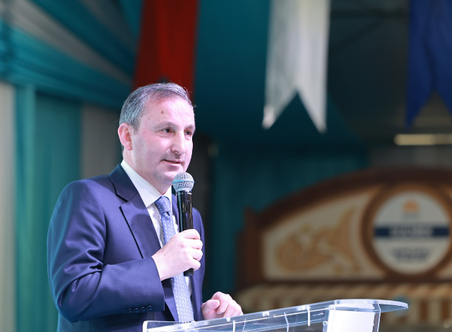 Sultanbeyli Memleket Günleri, büyük bir coşku ve yoğun katılımla başladı! Anadolu’nun renkleri Meydan Park’ta buluşuyor