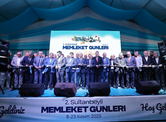 Sultanbeyli Memleket Günleri, büyük bir coşku ve yoğun katılımla başladı! Anadolu’nun renkleri Meydan Park’ta buluşuyor - Resim : 2