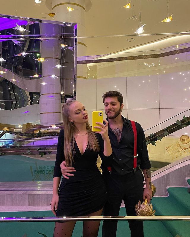 İpek Filiz Yazıcı ile Ufuk Beydemir boşandıklarını duyurdu! ''Geçen hafta resmi olarak yollarımızı ayırdık''