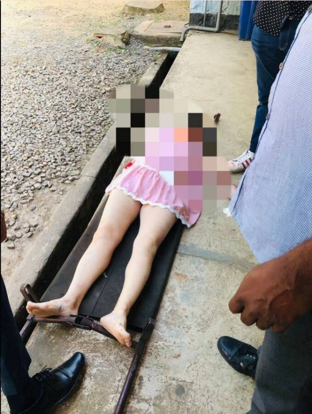 Fotoğraf çektirirken feci şekilde can verdi! Vagondan sarkan kadın, yere düşerek öldü...