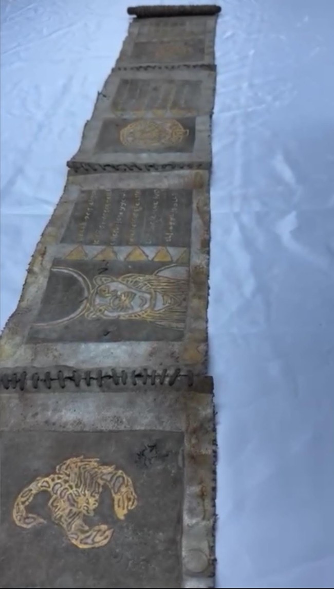 İstanbul'da tarihi eser kaçakçılarına dev operasyon: Bin 200 yıllık altın yazmalı Tevrat ele geçirildi! 1,5 milyon dolara satacaklardı...