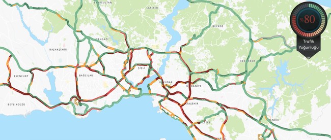 Her yağmurda aynı tablo! Mesai sabahı çileye döndü... İstanbul'da trafik yüzde 80'e ulaştı!