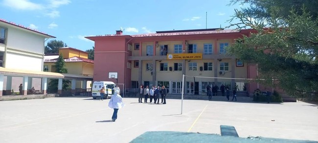 Giresun'da lisede korkunç olay: Hizmetli kantinde dehşet saçtı! İki kız kardeş silahla öldürüldü
