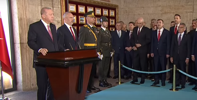 Türkiye Cumhuriyeti 102 yaşında... Cumhurbaşkanı Erdoğan ve devlet erkanı Anıtkabir'de!