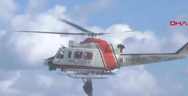 Kocaeli Kandıra’da kargo gemisi karaya oturdu: 7 kişilik mürettebat nefes kesen operasyonla tahliye edildi