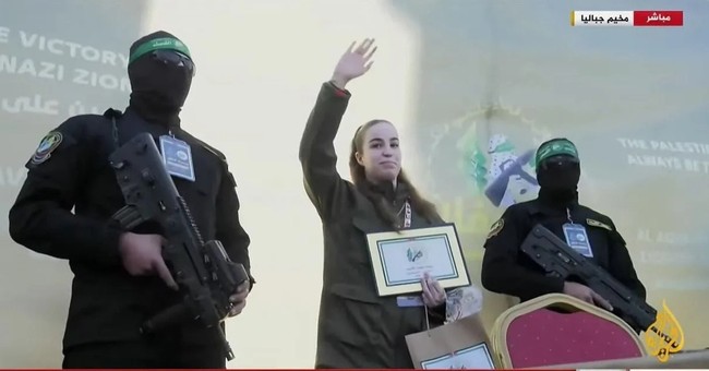 Hamas ve İsrail arasında üçüncü esir takası:  Hamas, 3 İsrailli esiri Kızılhaç'a teslim etti!