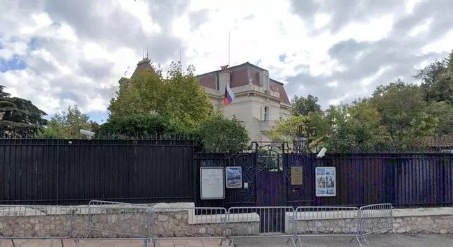 Fransa'daki Rus konsolosluğuna molotoflu saldırı! Dikkat çeken zamanlama... - Resim : 2