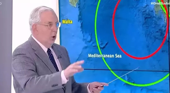 Yunanistan’dan tehlikeli provokasyon: Amiral harita açıp Türkiye’yi hedef aldı! Sunucu hatırlatınca çileden çıktı... - Resim : 3