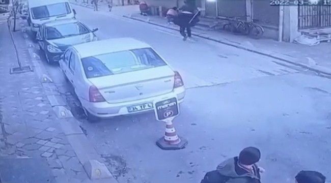 İstanbul'da ağabey dehşeti: Çocuklarının gözü önünde kardeşini öldüresiye dövdü, üzerinde sopa kırdı - Resim : 4