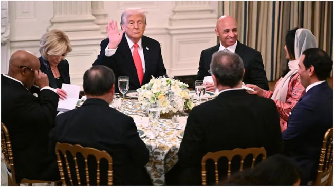 Donald Trump Beyaz Saray'da iftar verdi! "Başkan olduğum sürece yanınızda olacağım"