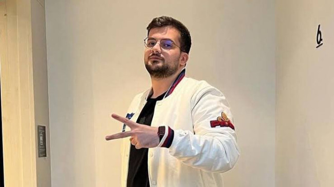 Jrokez lakaplı Oğuzhan Dalgakıran son yolculuğuna uğurlandı! Tabutunda Fenerbahçe bayrağı detayı... - Resim : 3