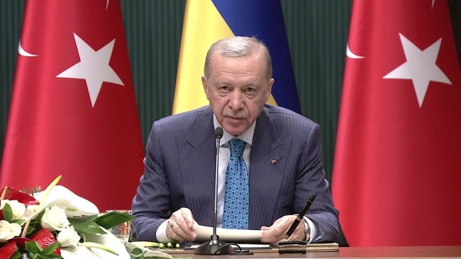 Dünyanın gözü Ankara'da! Cumhurbaşkanı Erdoğan'dan "Barış için ideal ev sahibi Türkiye'dir" mesajı! Zelenski bakın ne dedi...