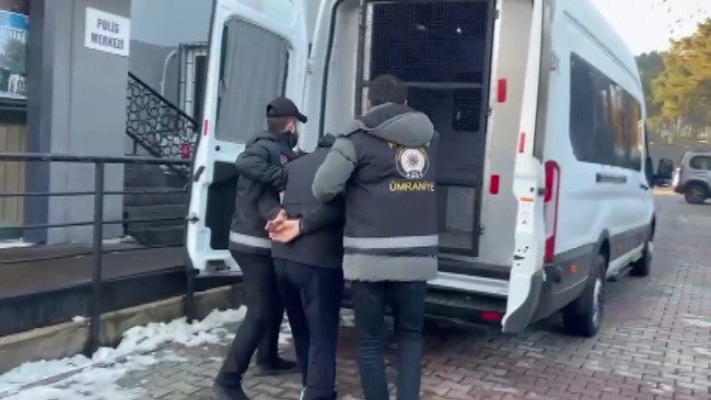 Ümraniye'de okul bahçesinde köpek dehşeti: Beş öğrenci ve bir öğretmene saldırdı! İşte dehşet anları - Resim : 2