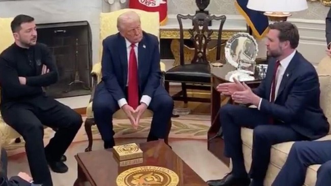 Trump'tan Zelenskiy'e bir darbe daha! ABD'den Ukrayna'ya askeri yardımlar durduruldu...