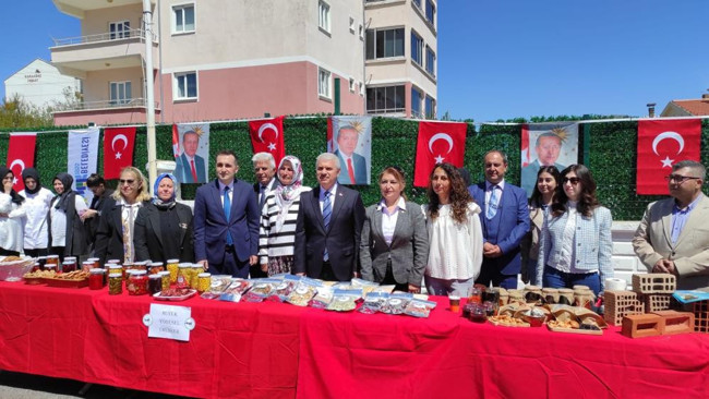 Konya Hüyük’te Turizm Haftası coşkusu: Çilek reçeli ve kültürel miras öne çıktı