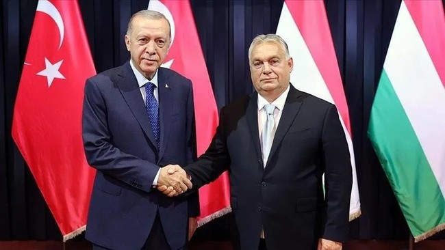 Erdoğan Türk dünyası zirvesi için Budapeşte’de! Gündem: Kurumsal birlik, yeni belgeler, ortak vizyon… - Resim : 2