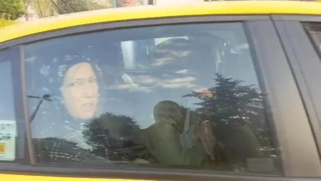 İstanbul’da ulaşım krizi! 3 bin otobüs sefere çıkmadı, duraklar doldu, vatandaş isyan etti
