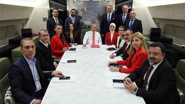 Cumhurbaşkanı Erdoğan: CHP belediye başkanlarına güvenemiyor! Çok pis kokular geliyor!