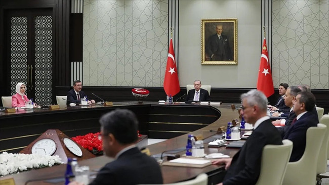 Beştepe'de yoğun mesai: Kabine 3 kritik gündemle toplanıyor! - Resim : 2