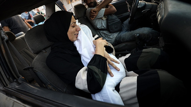 İsrail, Gazze’de masum sivilleri diri diri yaktı: Ateşkese rağmen katliam sürüyor - Resim : 3