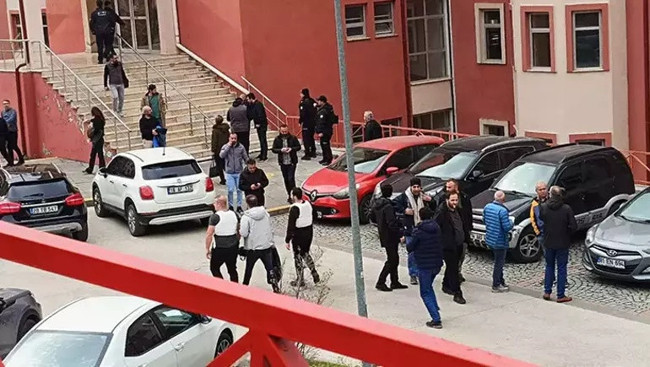 Gümüşhane Üniversitesi’nde rehine krizi! Özel Harekat kampüste, çatılara keskin nişancı yerleştirildi!