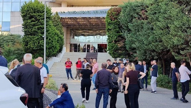 Bayrampaşa Belediyesi’ne yolsuzluk operasyonu: Başkan Hasan Mutlu gözaltında! Suçlamalar ne?