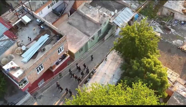 UNESCO Dünya Mirası Hevsel Bahçeleri'nde büyük saygısızlık! 30 bin kök kenevir ele geçirildi.... Piyasa değeri 2 milyar TL! - Resim : 2