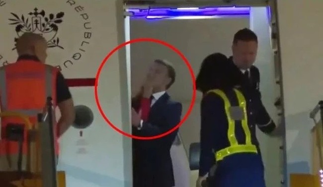 Eşinden tokat yiyen Macron karizmayı kurtarmaya çalışıyor! ‘Sert adam’ rolleri alay konusu oldu - Resim : 3