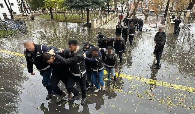 İstanbul’un yeni nesil çeteleri: Hırisantos’tan bugüne korku imparatorluğu! - Resim : 6
