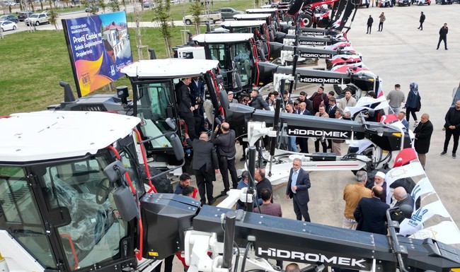 Erzurum Büyükşehir Belediyesi’nden 300 milyon TL’lik dev yatırım: 18. araç filosu hizmete açıldı