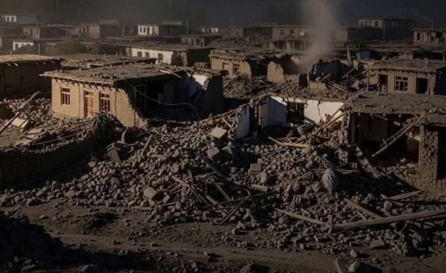 Afganistan’da 6 büyüklüğünde deprem! Köyler yerle bir oldu... 600'den fazla can kaybı var - Resim : 3