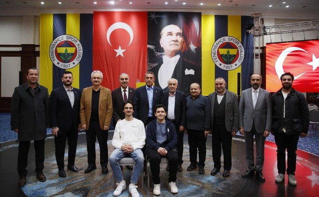 Hayırdır İnşallah... Ali Koç, İlim Yayma Cemiyeti ve imam hatiplilerle iftarda buluştu