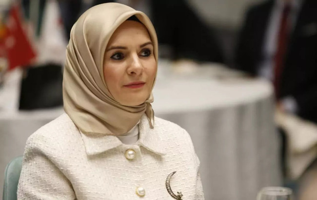 16 yaş altına sosyal medya yasağı geliyor! Bakan Göktaş yeni sosyal medya düzenlemesini duyurdu...