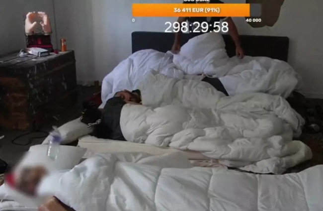 Fransız yayıncı Jean Pormanove canlı yayında hayatını kaybetti: Şiddet görüntüleri yeniden gündemde!